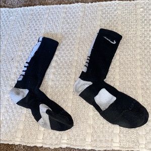 Men’s black and white nike elite socks